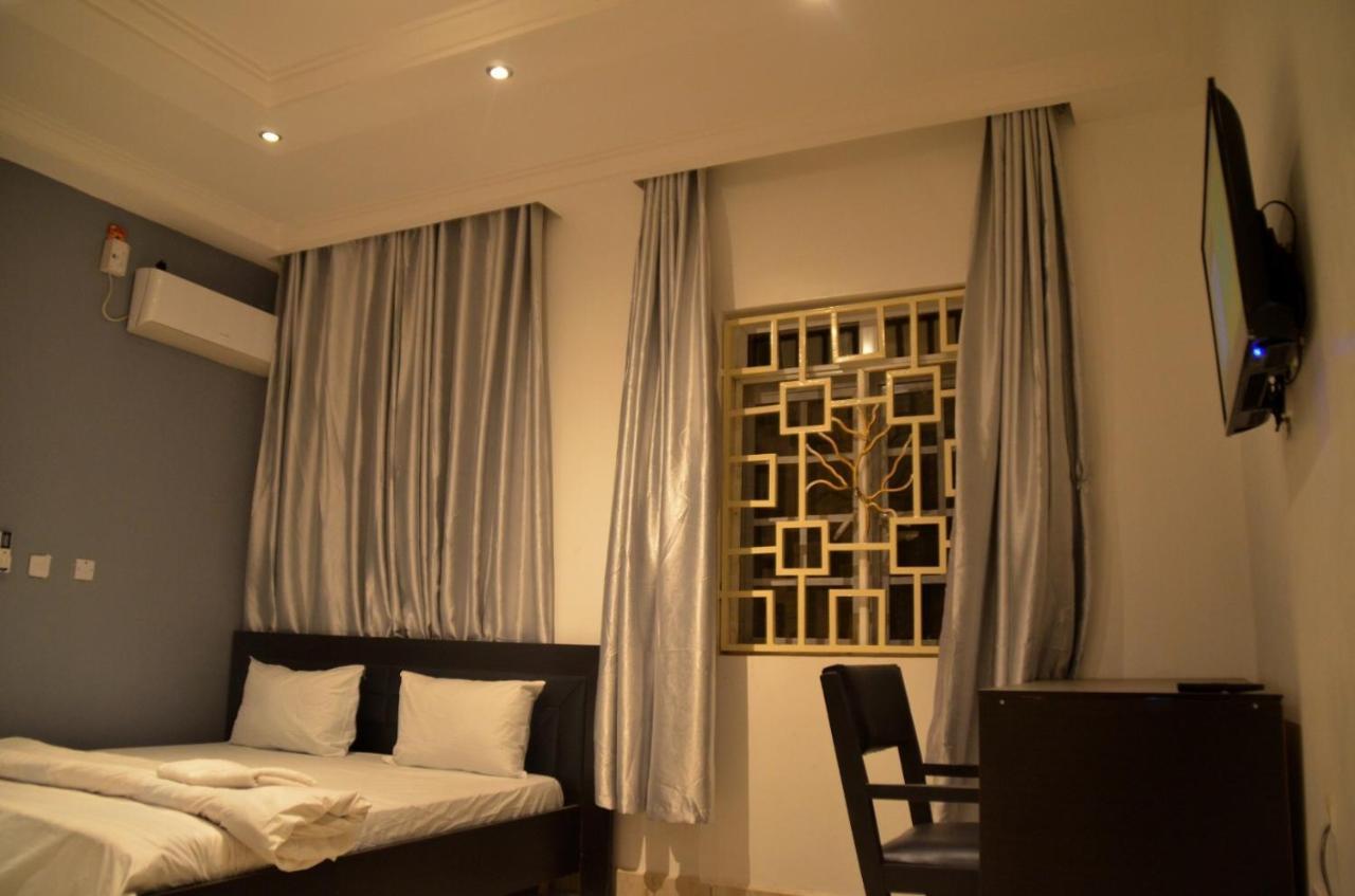 House X Hotel Abuja Buitenkant foto